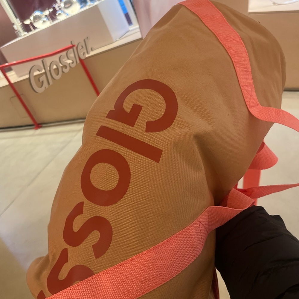 Glossier Tan and Pink Duffel Bag - Picture 9 of 10